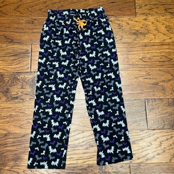 Disney Halloween pajama bundle - Picture 6 of 13